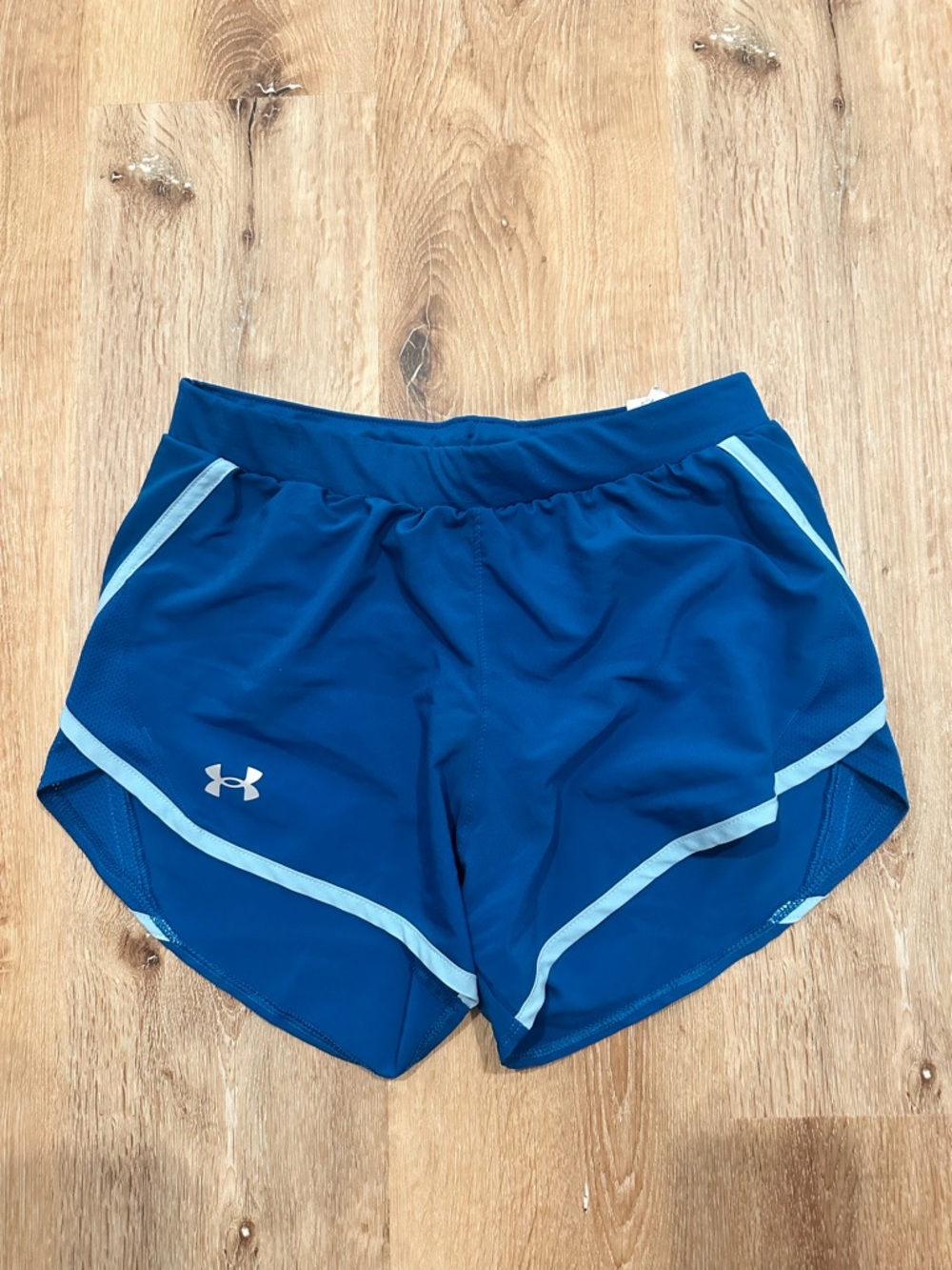 Under Armour Women's Fly By 2.0 Shorts - Blue - Small